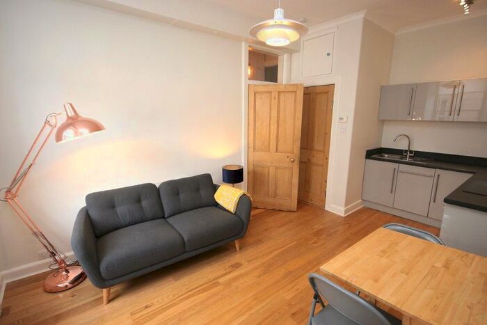 1 Bedroom Flat To Rent In Dean Street, Edinburgh EH4