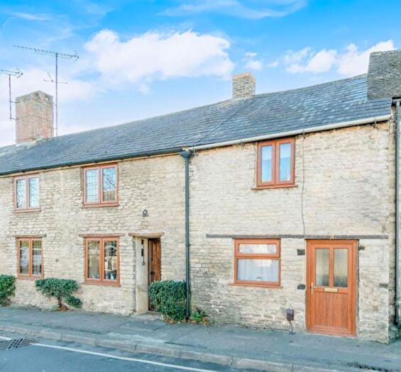 1 Bedroom Cottage To Rent In Newland, Witney, OX28