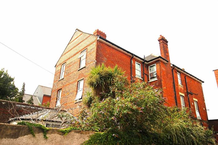 Studio To Rent In Elm Grove, Southsea, Hants, PO5