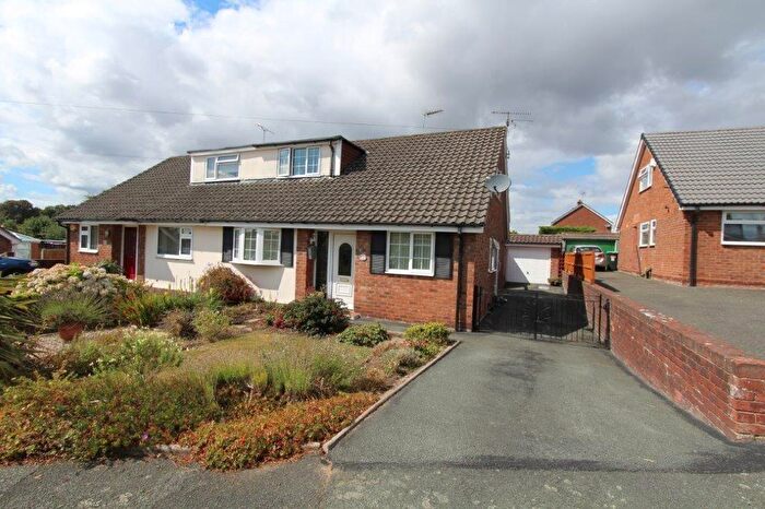 3 Bedroom Semi-Detached Bungalow For Sale In Clarke Road, Borras Park, LL12