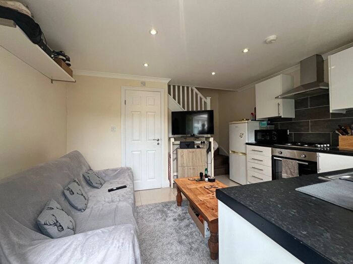 1 Bedroom Maisonette To Rent In Brunswick, Bracknell, RG12