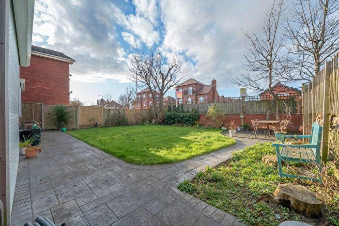 4 Bedroom Detached House For Sale In Halltine Close, Blundellsands, L23