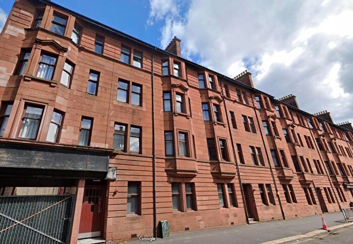 2 Bedroom Flat To Rent In George Street, Paisley, Renfrewshire, PA1