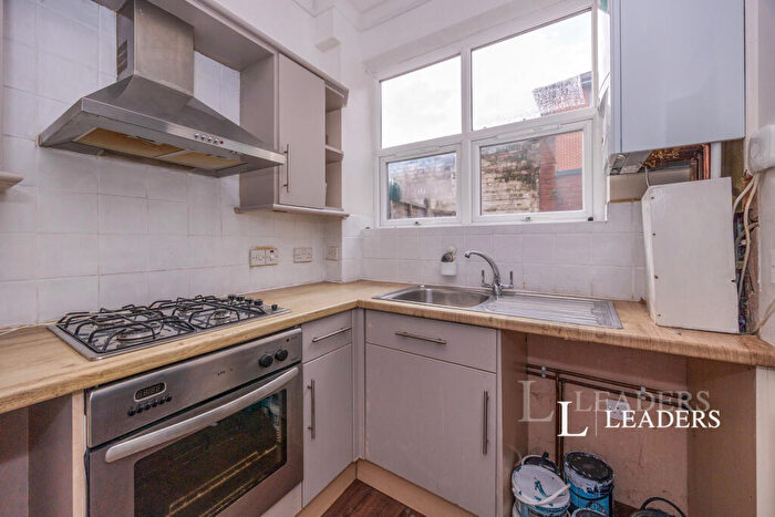 3 Bedroom Terraced House To Rent In Sheffield Road, Portsmouth, Hampshire, PO1