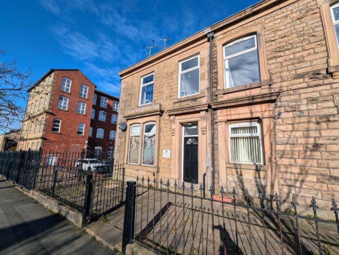 1 Bedroom Flat To Rent In Avenue House, Accrington, BB5