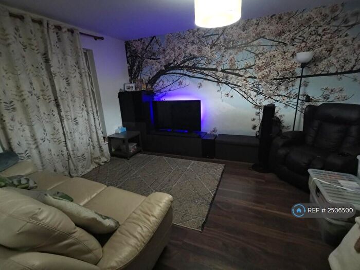 3 Bedroom End Of Terrace House To Rent In Hurrell Drive, Harrow, HA2