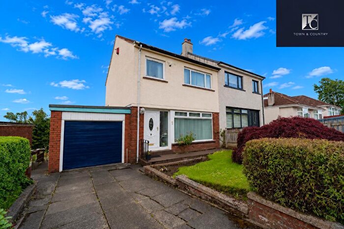3 Bedroom Semi-Detached House For Sale In St Fillans Road, Stepps, G33