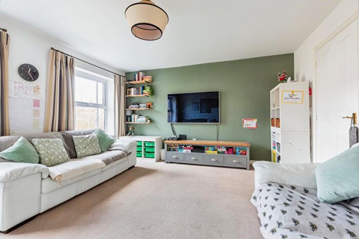 4 Bedroom Town House For Sale In Barrington Close, Durham, DH1