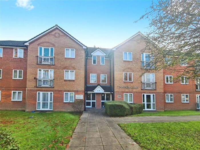 1 Bedroom Flat To Rent In Winn Road, Southampton, Hampshire, SO17