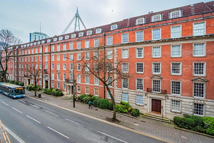 3 Bedroom Flat To Rent In Westgate Street, City Centre, Cardiff, CF10