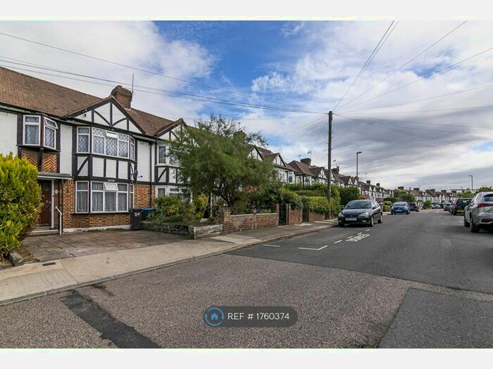 3 Bedroom Terraced House To Rent In Cardinal Avenue, Kingston Upon Thames, KT2