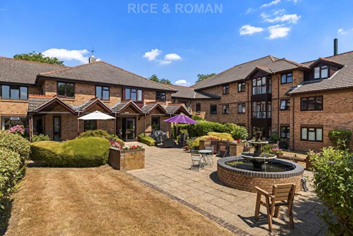 Retirement Property For Sale In St Christopher`s Gardens, Ascot, SL5