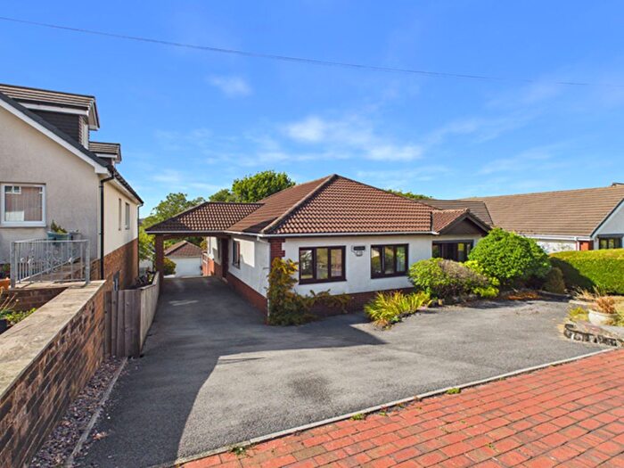 4 Bedroom Detached Bungalow For Sale In Clos Y Dderwen, Cross Hands, SA14