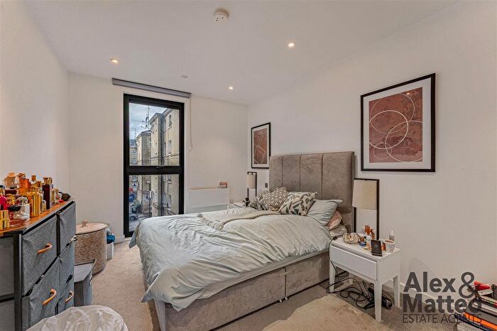 1 Bedroom Flat To Rent In Tower Bridge, London, E1