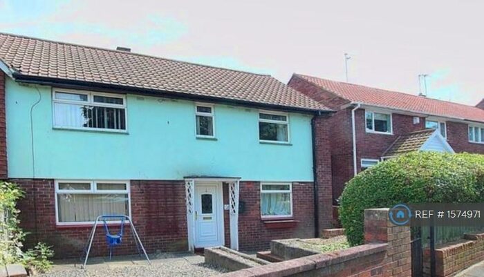3 Bedroom Semi-Detached House To Rent In Rosslyn Avenue, Newcastle Upon Tyne, NE3