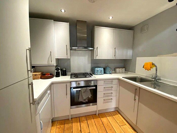 1 Bedroom Detached House To Rent In Heathfield Road, Bromley, BR1