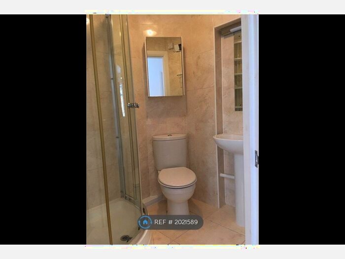 1 Bedroom Flat To Rent In Polsham Park, Paignton, TQ3