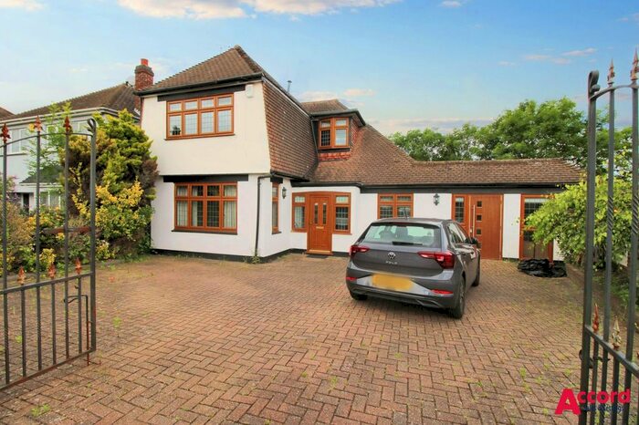 4 Bedroom Detached House To Rent In Great Nelmes Chase, Emerson Park, Hornchurch, RM11