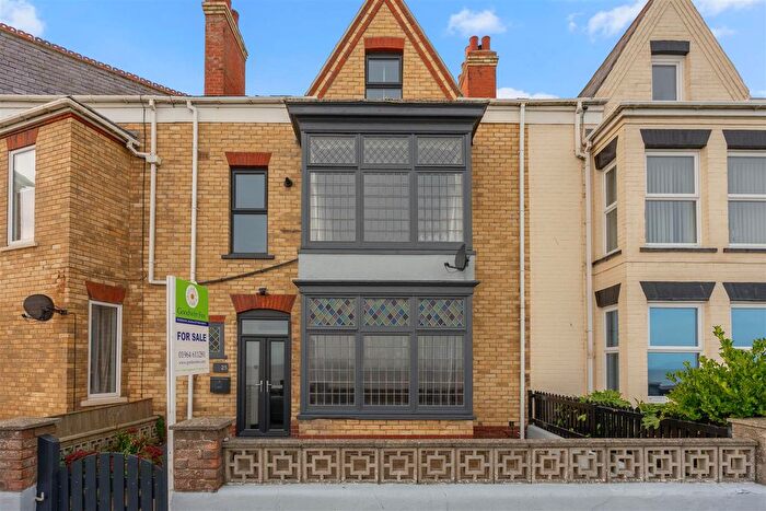 5 Bedroom Terraced House For Sale In The Promenade, Withernsea, HU19