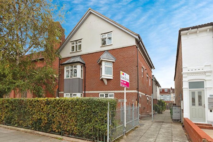 1 Bedroom Flat For Sale In Stubbington Avenue, Portsmouth, PO2