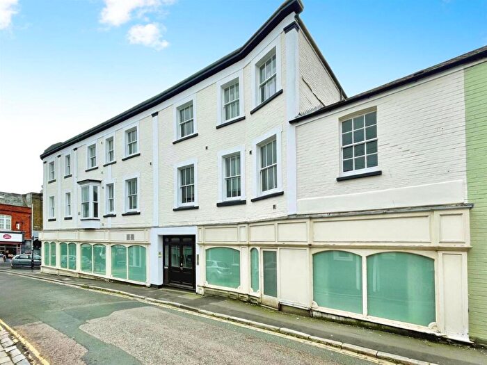 13 Bedroom Block Of Apartments For Sale In Newport Street, PO33