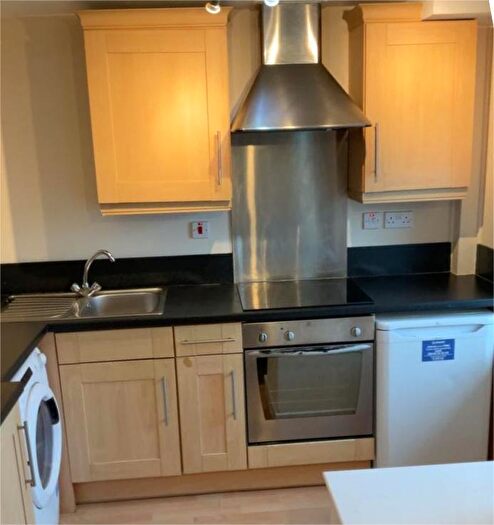 2 Bedroom Apartment To Rent In Derby Road, Nottingham, Nottinghamshire, NG7