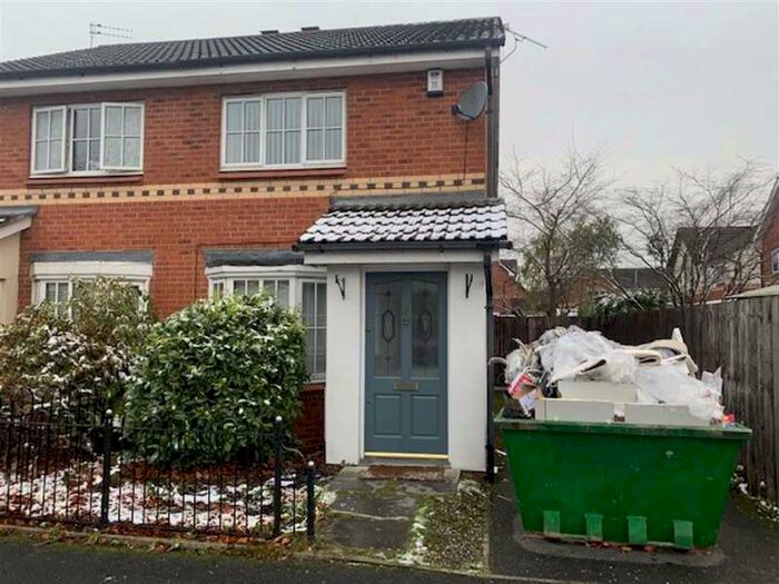 2 Bedroom Semi-Detached House To Rent In Fenside Road, Sharston, M22