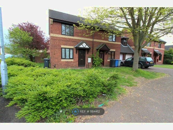 2 Bedroom End Of Terrace House To Rent In Aster Road, Kettering, NN16