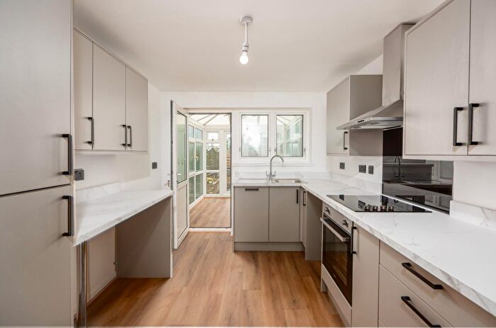 2 Bedroom Terraced House For Sale In Park Street, Mumbles, Swansea, SA3