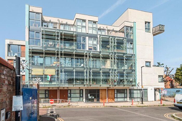 1 Bedroom Apartment For Sale In Hales Street, Deptford, SE8