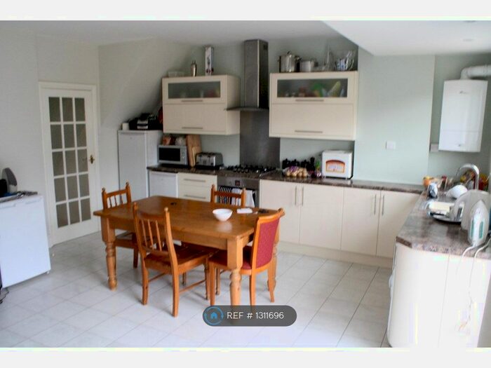 4 Bedroom Terraced House To Rent In Enfield Road, Bristol BS16
