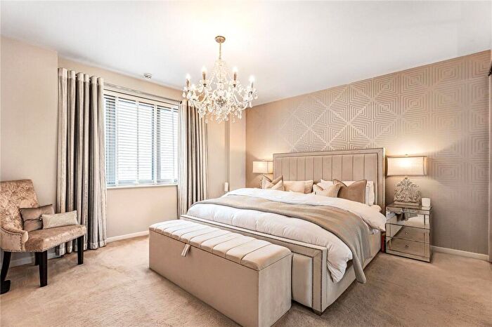 2 Bedroom Apartment For Sale In Wick Lane, London, E3 - Photo 10