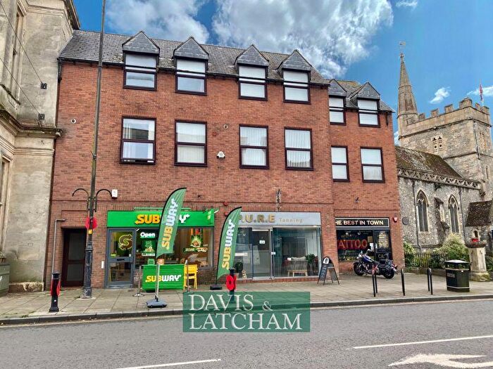 2 Bedroom Flat For Sale In Kendrick House, Market Place, Warminster, BA12
