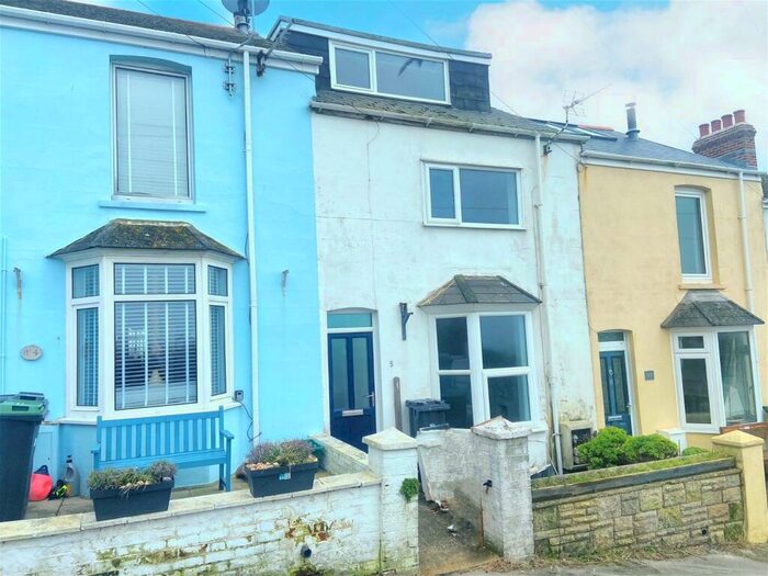 3 Bedroom Terraced House To Rent In Albert Villas, Portland, DT5