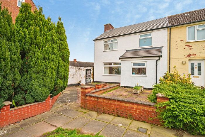 3 Bedroom End Terrace House For Sale In Orrets Meadow Road, Wirral, CH49