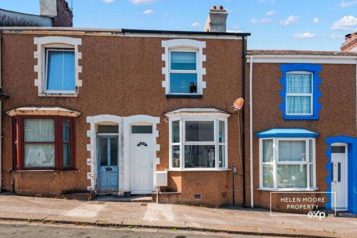 2 Bedroom Terraced House For Sale In Glenmore Avenue, Plymouth, Devon, PL2