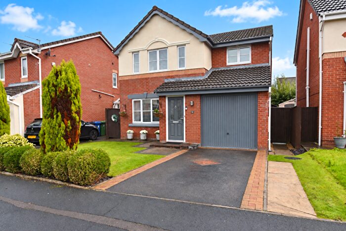 4 Bedroom Detached House For Sale In Birchwood, Droylsden, M43