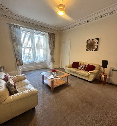 2 Bedroom Flat To Rent In Garland Place, Dundee, DD3