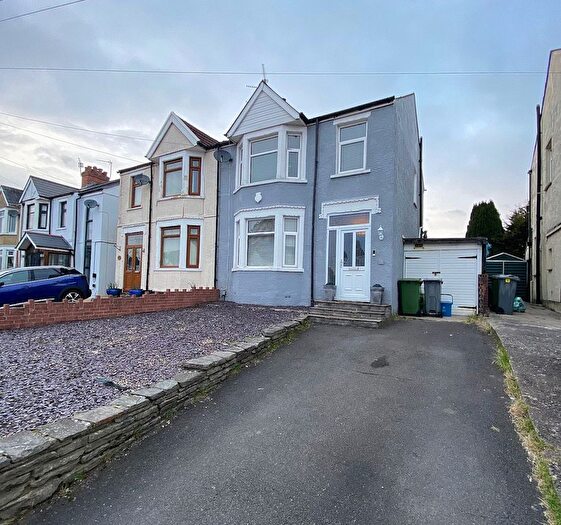 3 Bedroom Semi-Detached House To Rent In Bwlch Road, Cardiff, CF5