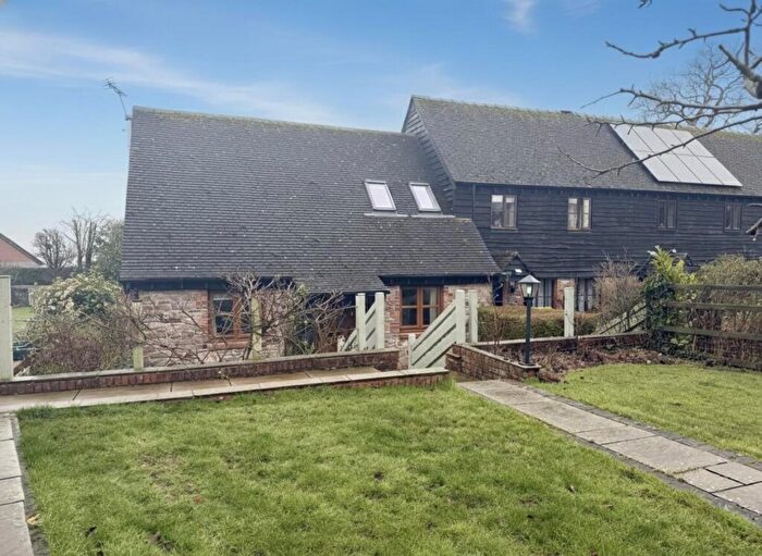 3 Bedroom Barn Conversion For Sale In Clehonger, Hereford, HR2
