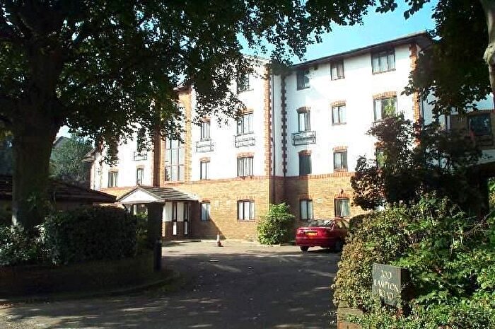 1 Bedroom Flat For Sale In Lampton Road, Hounslow, TW3
