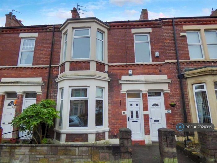 2 Bedroom Flat To Rent In Bamborough Terrace, North Shields, NE30