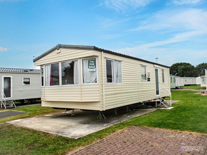 3 Bedroom Park Home For Sale In Glendale Holiday Park, Port Carlisle, CA7