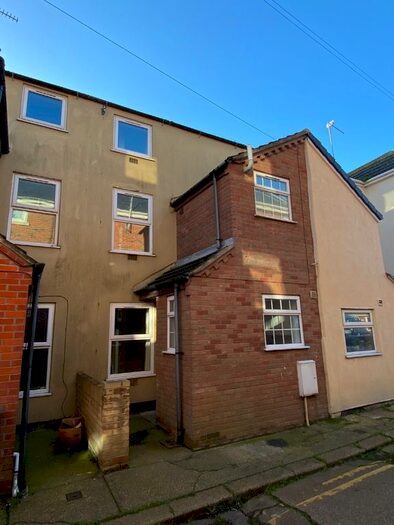 2 Bedroom Terraced House To Rent In Marine Passage, Great Yarmouth, NR30