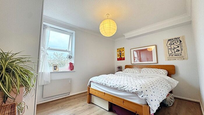 2 Bedroom Flat To Rent In Saint Gabriels Court All Hallows Road, Bristol, BS5
