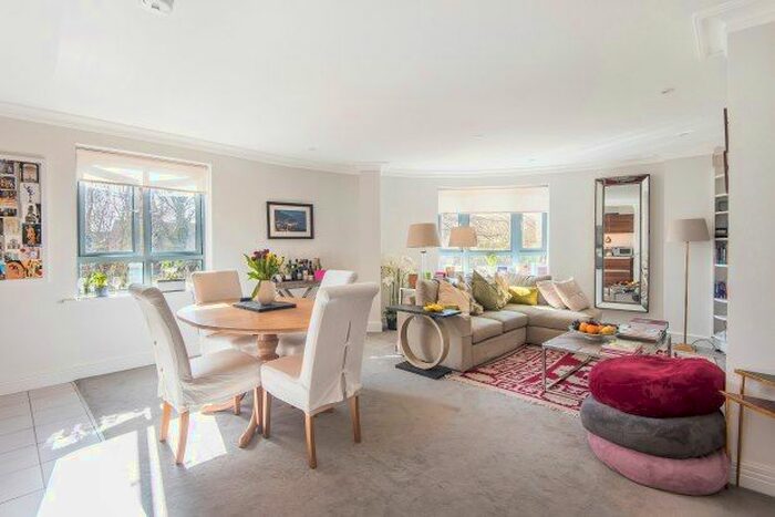 3 Bedroom Flat To Rent In Walton Well Road, Oxford, OX2