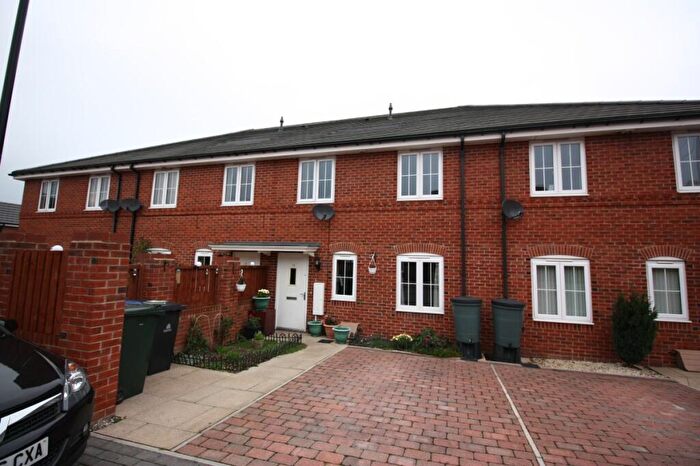 2 Bedroom Town House To Rent In Kirby Street, Mexborough, S64