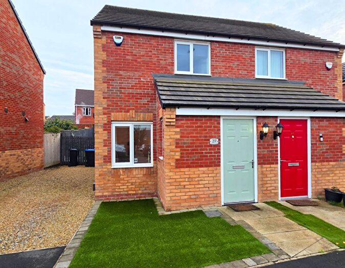 2 Bedroom Semi Detached House To Rent In Kingsbridge Crescent, Middlesbrough, TS5