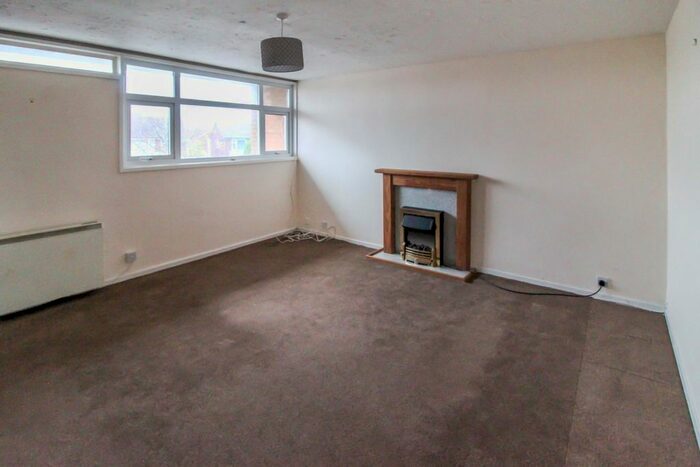 2 Bedroom Flat To Rent In Whalley Place, St. Annes, Lytham St. Annes FY8