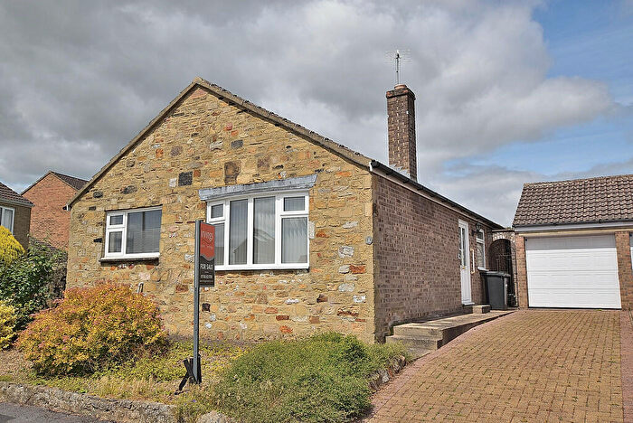 3 Bedroom Detached Bungalow For Sale In Wathcote Close, Richmond, DL10